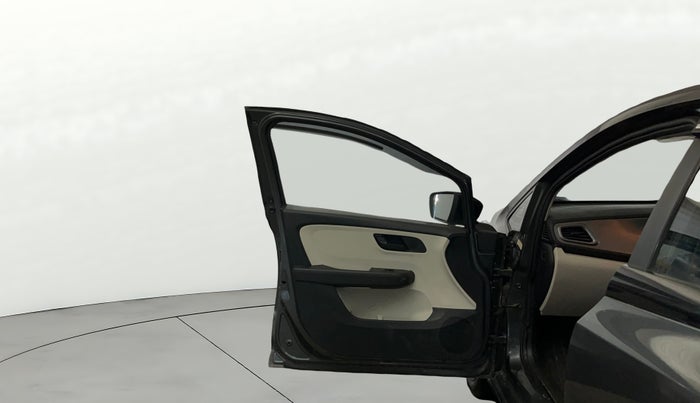 2021 Tata ALTROZ XM PLUS PETROL, Petrol, Manual, 19,907 km, LHS Front Door