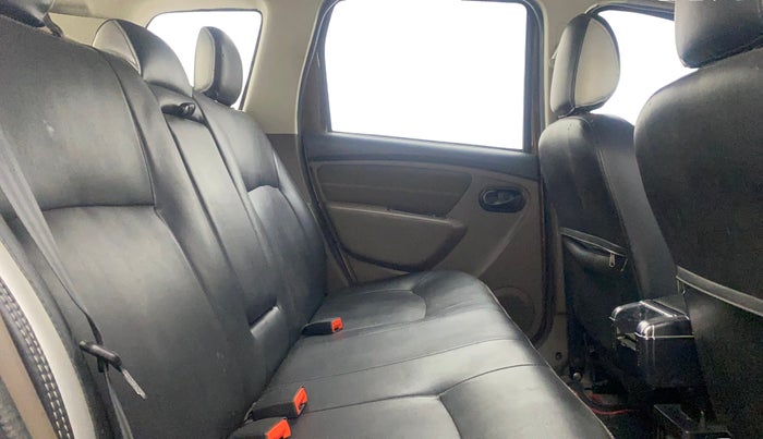 2017 Renault Duster RXL PETROL, Petrol, Manual, 57,656 km, Right Side Rear Door Cabin