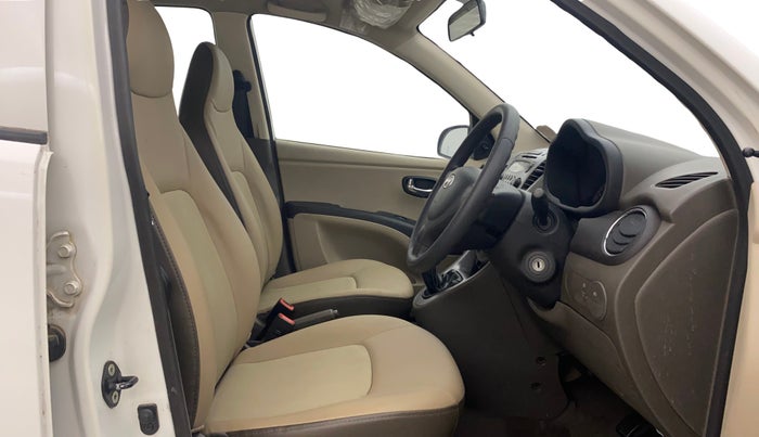 2014 Hyundai i10 SPORTZ 1.1, Petrol, Manual, 57,816 km, Right Side Front Door Cabin