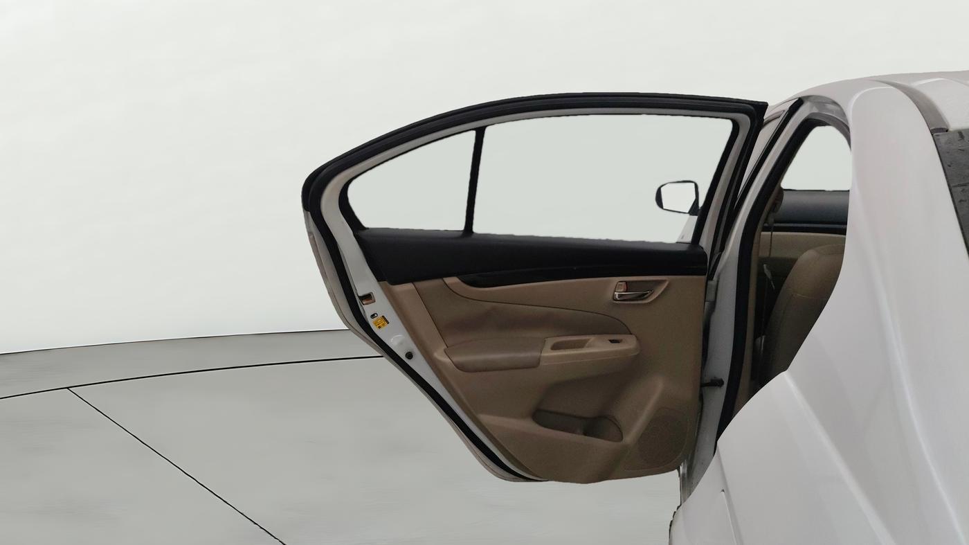 2015 Maruti Ciaz ZXI, Petrol, Manual, 76,102 km, LHS Rear Door