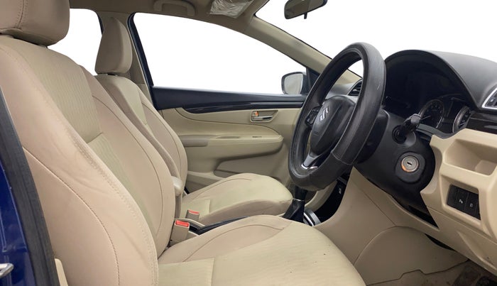 2017 Maruti Ciaz DELTA 1.4 AT PETROL, Petrol, Automatic, 89,074 km, Right Side Front Door Cabin