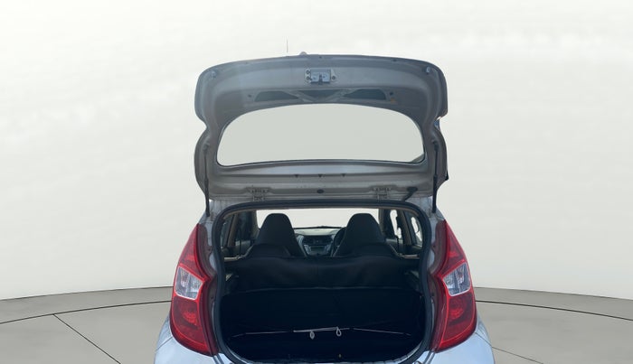 2013 Hyundai Eon MAGNA +, Petrol, Manual, 1,06,110 km, Boot Door Open