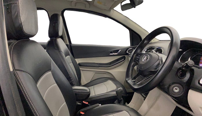 2022 Tata Tiago XZ PLUS CNG, CNG, Manual, 82,951 km, Right Side Front Door Cabin