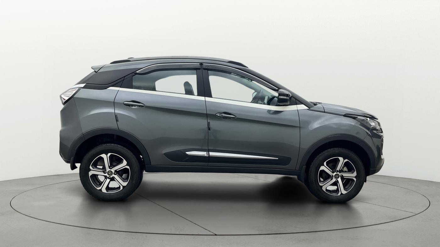 2022 Tata NEXON XZ PLUS PETROL, Petrol, Manual, 26,541 km, Right Side View