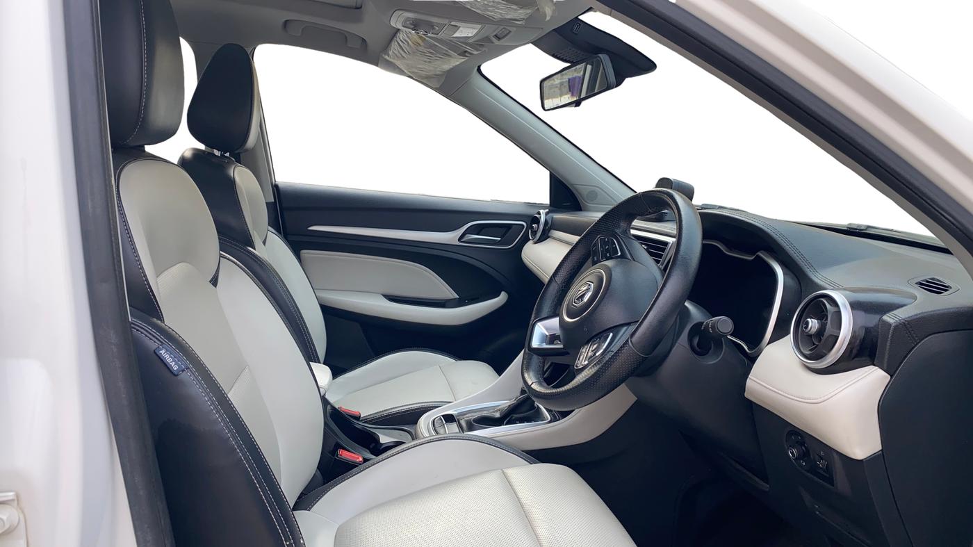 2021 MG ASTOR SAVVY 1.5 CVT, Petrol, Automatic, 27,610 km, Right Side Front Door Cabin