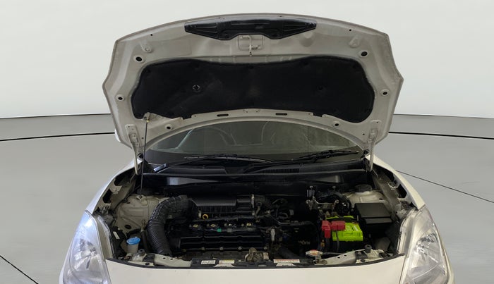 2020 Maruti Swift LXI, Petrol, Manual, 32,769 km, Open Bonet