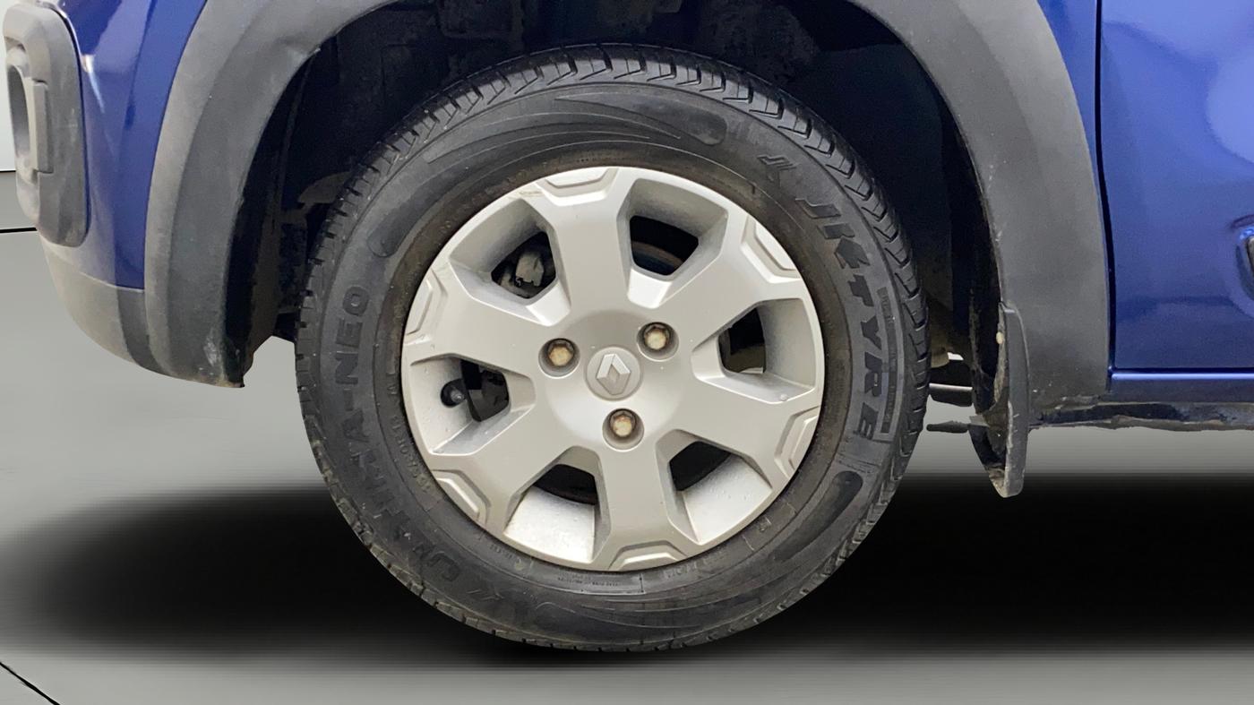 2019 Renault Kwid CLIMBER 1.0, Petrol, Manual, 17,336 km, Left Front Wheel
