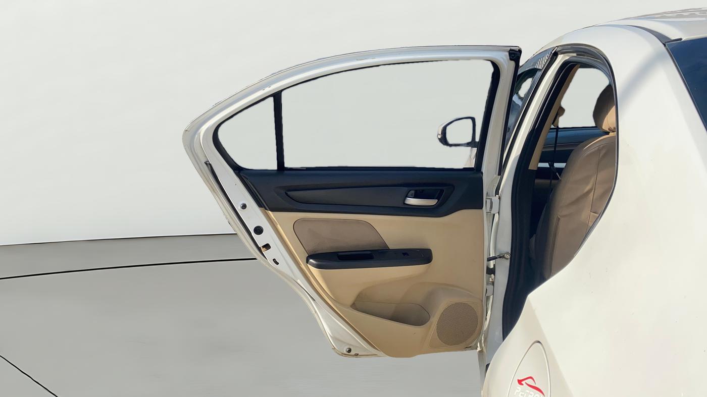 2024 Honda Amaze 1.2L I-VTEC VX, CNG, Manual, 28,072 km, LHS Rear Door