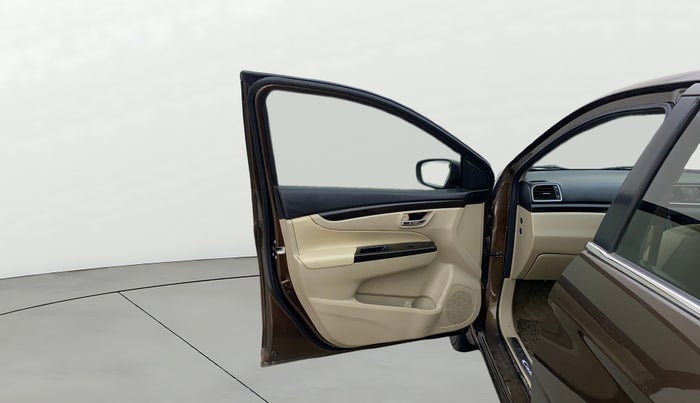 2016 Maruti Ciaz ZXI+, Petrol, Manual, 84,334 km, LHS Front Door