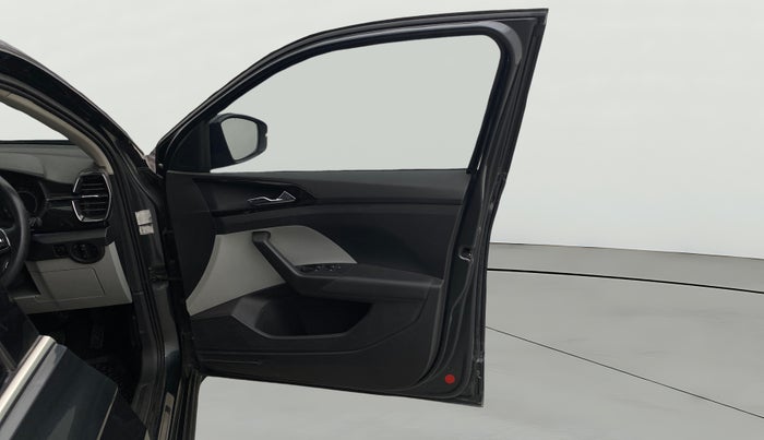 2022 Skoda KUSHAQ STYLE 1.5L TSI MT, Petrol, Manual, 34,912 km, RHS Front Door