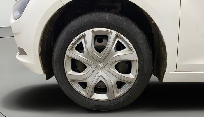 2022 Tata ALTROZ XT DIESEL, Diesel, Manual, 70,389 km, Left Front Wheel