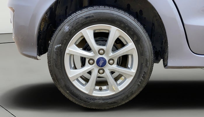 2019 Ford New Figo TITANIUM 1.2 PETROL MT, Petrol, Manual, 75,271 km, Right Rear Wheel