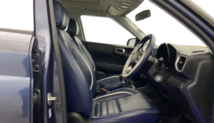 2019 Hyundai VENUE SX 1.0 TURBO, Petrol, Manual, 52,551 km, Right Side Front Door Cabin