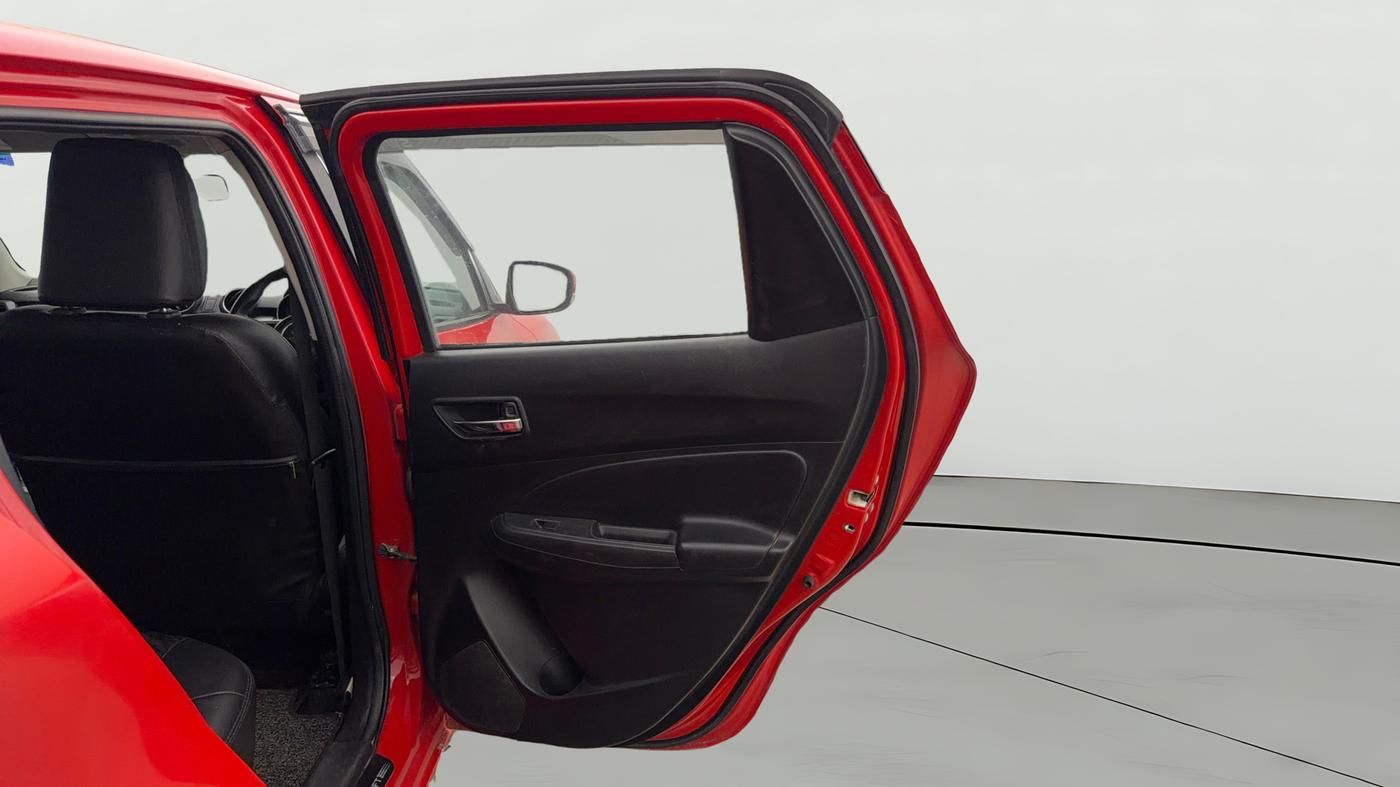 2023 Maruti Swift VXI, Petrol, Manual, 26,779 km, RHS Rear Door