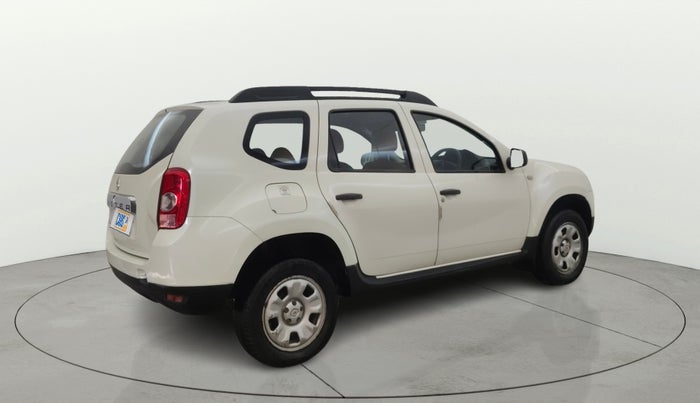 2013 Renault Duster RXE PETROL, Petrol, Manual, 61,904 km, Right Back Diagonal