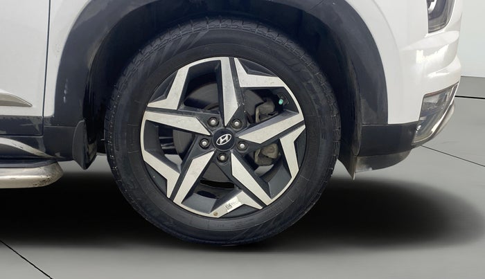 2021 Hyundai ALCAZAR PRESTIGE 2.0 MT 7STR, Petrol, Manual, 29,136 km, Right Front Wheel