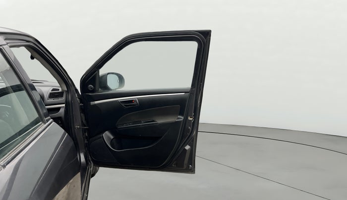 2016 Maruti Swift LXI (O), Petrol, Manual, 71,822 km, RHS Front Door