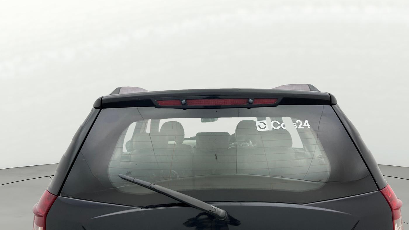 2013 Mahindra XUV500 W6, Diesel, Manual, 77,330 km, Rear Windshield