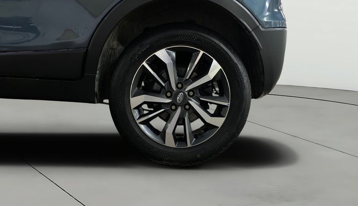 2019 Mahindra XUV300 W8 (O) 1.5 DIESEL, Diesel, Manual, 57,422 km, Left Rear Wheel