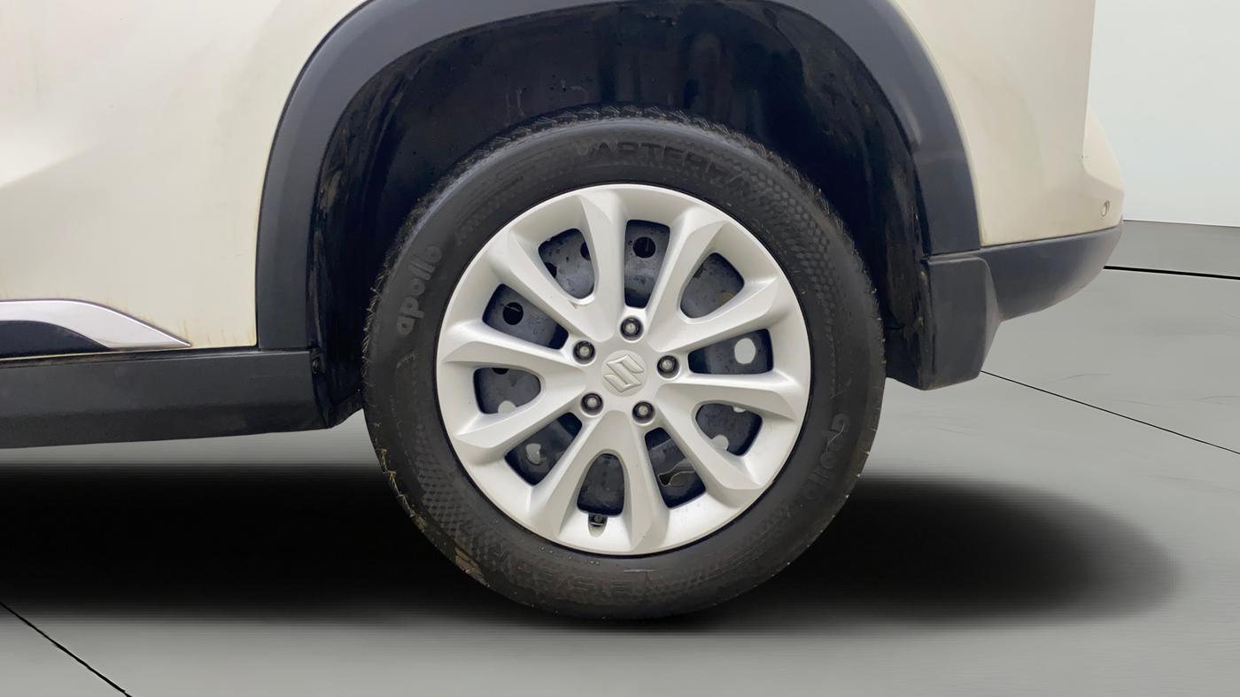 2023 Maruti Grand Vitara DELTA SMART HYBRID AT, Petrol, Automatic, 51,190 km, Left Rear Wheel