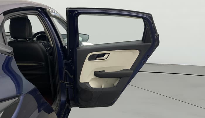 2022 Tata ALTROZ XZ PETROL, Petrol, Manual, 60,525 km, RHS Rear Door