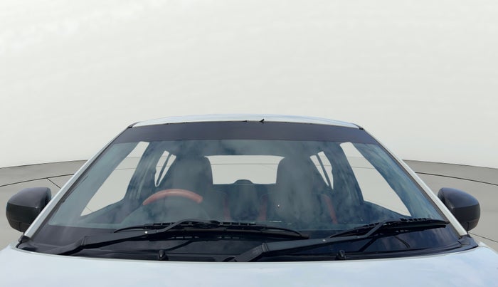 2012 Maruti Swift LDI, Diesel, Manual, 82,400 km, Front Windshield