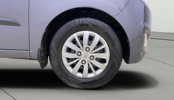 2014 Hyundai i10 SPORTZ 1.1, Petrol, Manual, 60,026 km, Right Front Wheel