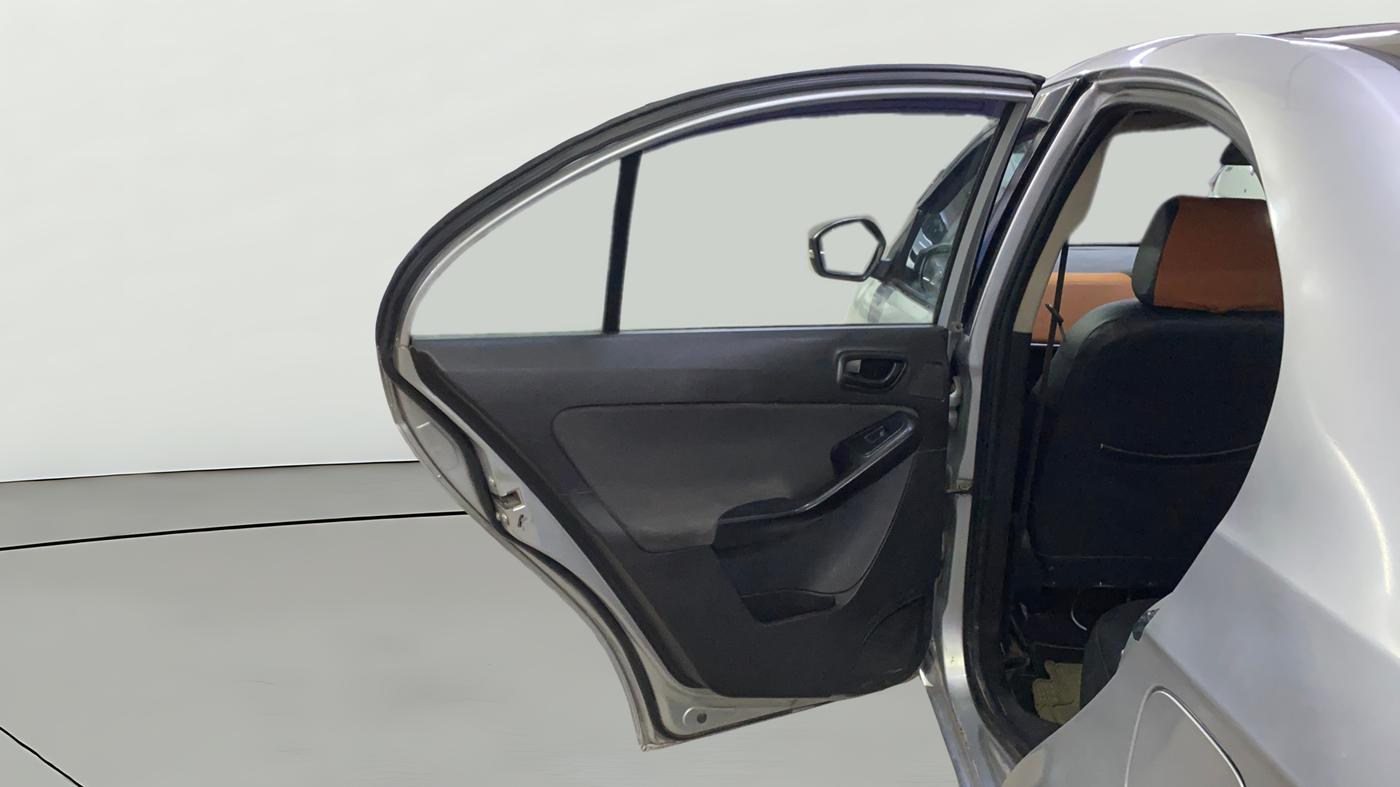 2018 Tata Zest PREMIO 75PS DIESEL, Diesel, Manual, 99,379 km, LHS Rear Door