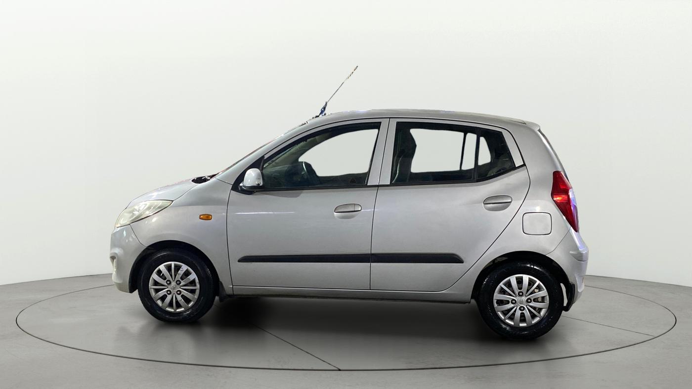 2015 Hyundai i10 SPORTZ 1.1, Petrol, Manual, 28,145 km, Left Side