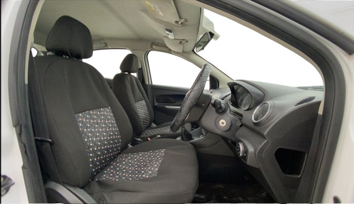 2015 Ford New Figo TITANIUM1.5 DIESEL, Diesel, Manual, 74,751 km, Right Side Front Door Cabin