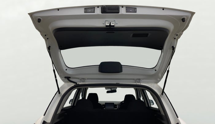 2025 Hyundai VENUE S 1.2, Petrol, Manual, 6,192 km, Boot Door Open