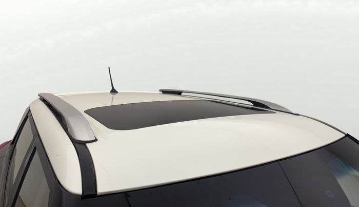 2019 Mahindra XUV300 W8 (O) 1.5 DIESEL, Diesel, Manual, 46,536 km, Roof