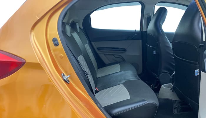 2018 Tata Tiago XM PETROL, Petrol, Manual, 59,841 km, Right Side Rear Door Cabin