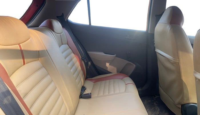 2017 Hyundai Grand i10 ERA 1.2 KAPPA VTVT, Petrol, Manual, 68,596 km, Right Side Rear Door Cabin