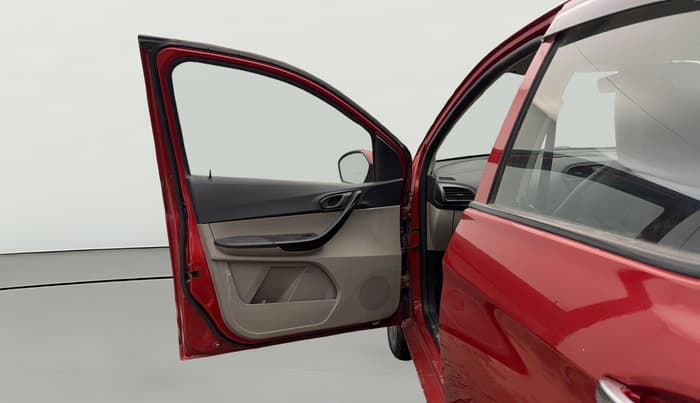 2019 Tata Tiago XZ PETROL, Petrol, Manual, 71,866 km, LHS Front Door
