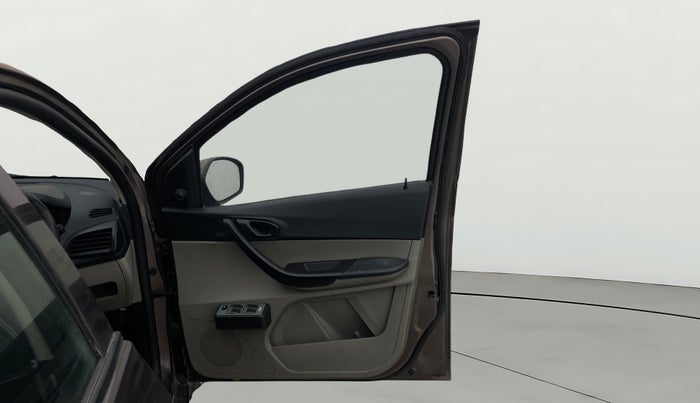 2018 Tata Tiago XE PETROL, Petrol, Manual, 83,277 km, RHS Front Door