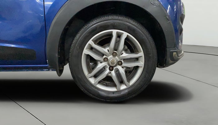 2019 Renault TRIBER RXZ, Petrol, Manual, 83,002 km, Right Front Wheel