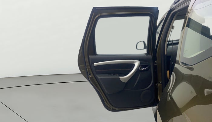 2016 Renault Duster 85 PS RXL DIESEL, Diesel, Manual, 76,902 km, LHS Rear Door