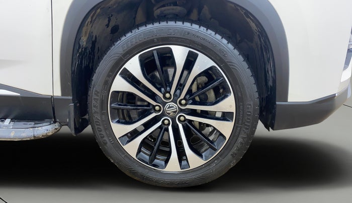 2023 MG HECTOR SMART EX 1.5 PETROL TURBO CVT PETROL, Petrol, Automatic, 25,752 km, Right Front Wheel