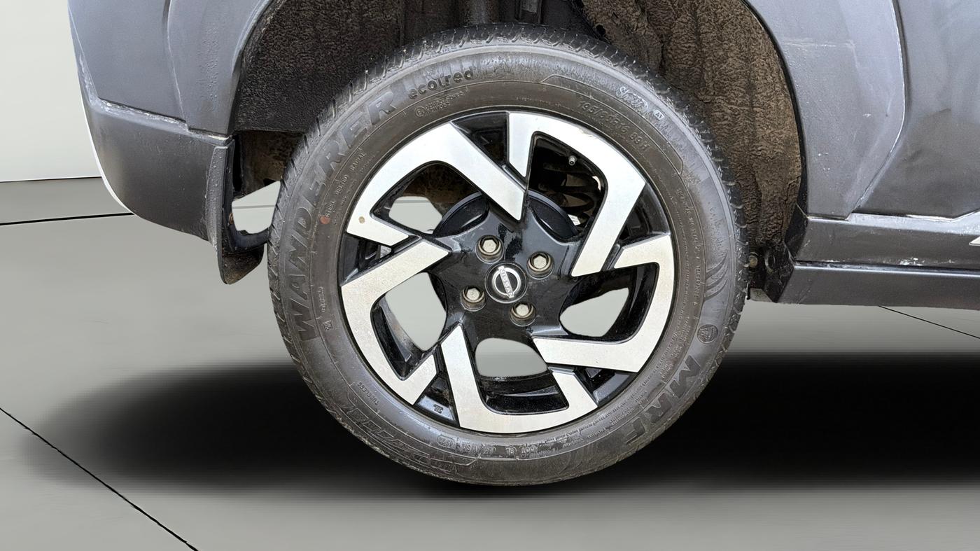 2023 Nissan MAGNITE XV PREMIUM TURBO CVT, Petrol, Automatic, 24,560 km, Right Rear Wheel
