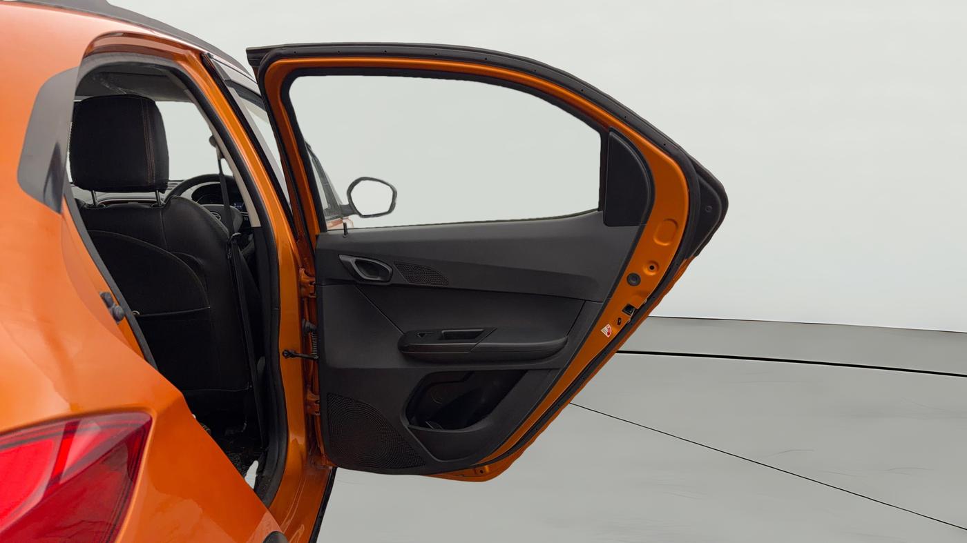 2019 Tata TIAGO NRG PETROL, Petrol, Manual, 41,101 km, RHS Rear Door