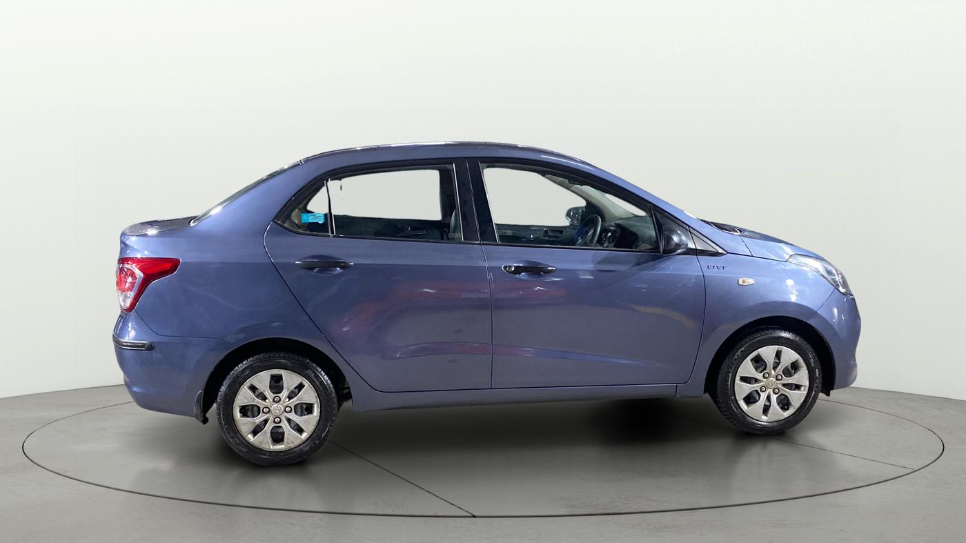 2015 Hyundai Xcent BASE 1.2, Petrol, Manual, 53,387 km, Right Side View