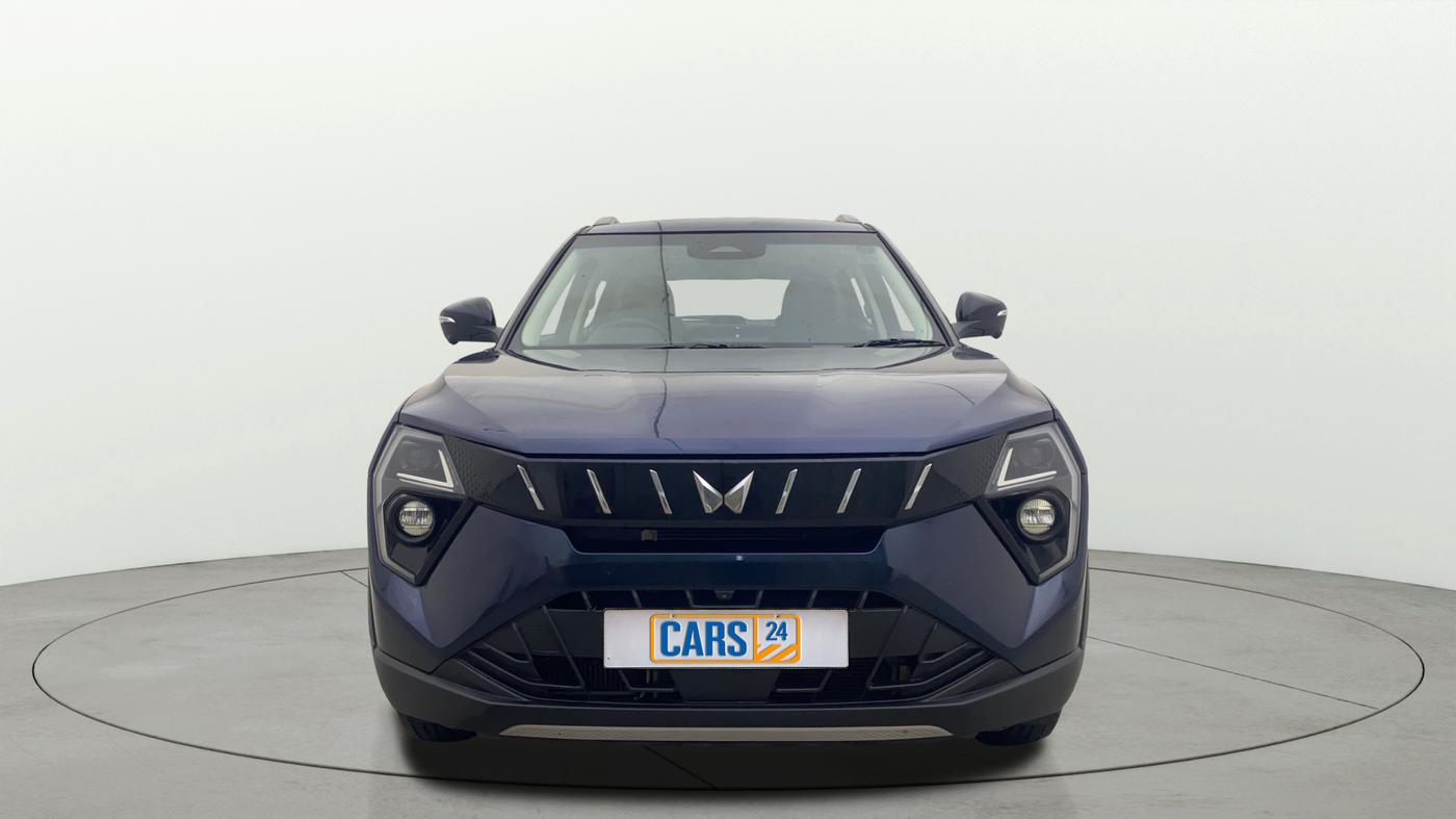 2024 Mahindra XUV 3XO AX5L 1.2 TGDi, Petrol, Manual, 11,453 km, Front