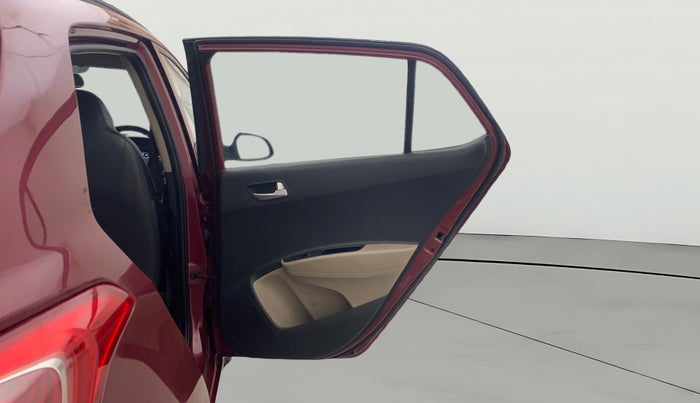 2016 Hyundai Grand i10 SPORTZ 1.2 KAPPA VTVT, Petrol, Manual, 30,618 km, RHS Rear Door