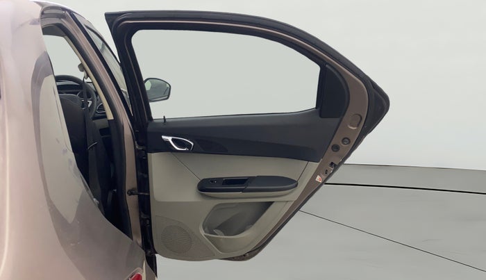 2016 Tata Tiago XZ PETROL, Petrol, Manual, 97,079 km, RHS Rear Door