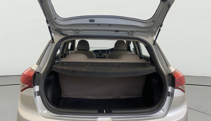 2015 Hyundai Elite i20 MAGNA 1.2, Petrol, Manual, 22,337 km, Boot Open Zoomed View