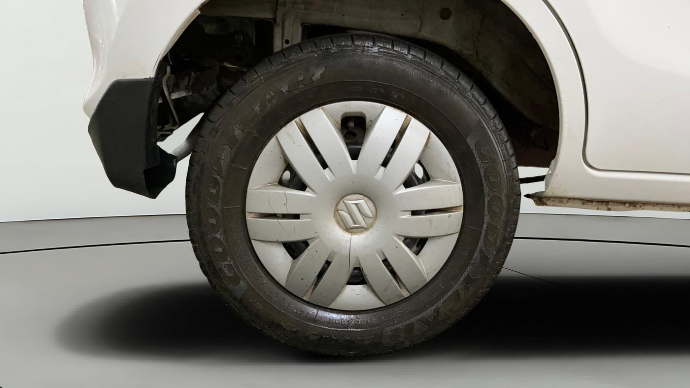 2019 Maruti Alto 800 LXI, Petrol, Manual, 40,884 km, Right Rear Wheel