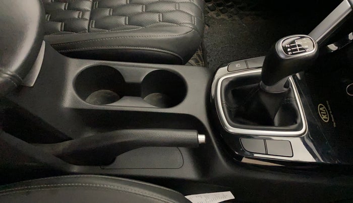 2021 KIA SELTOS HTX ANNIVERSARY EDITION 1.5 PETROL, Petrol, Manual, 55,426 km, Gear Lever
