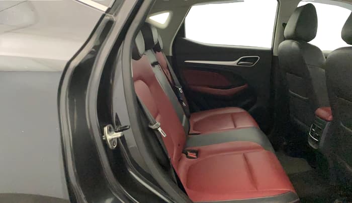 2024 MG ASTOR Savvy Pro1.5 CVT Red, Petrol, Automatic, 13,111 km, Right Side Rear Door Cabin