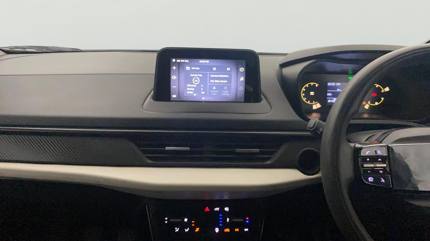 2024 Tata NEXON PURE 1.5 DIESEL, Diesel, Manual, 1,01,413 km, Air Conditioner